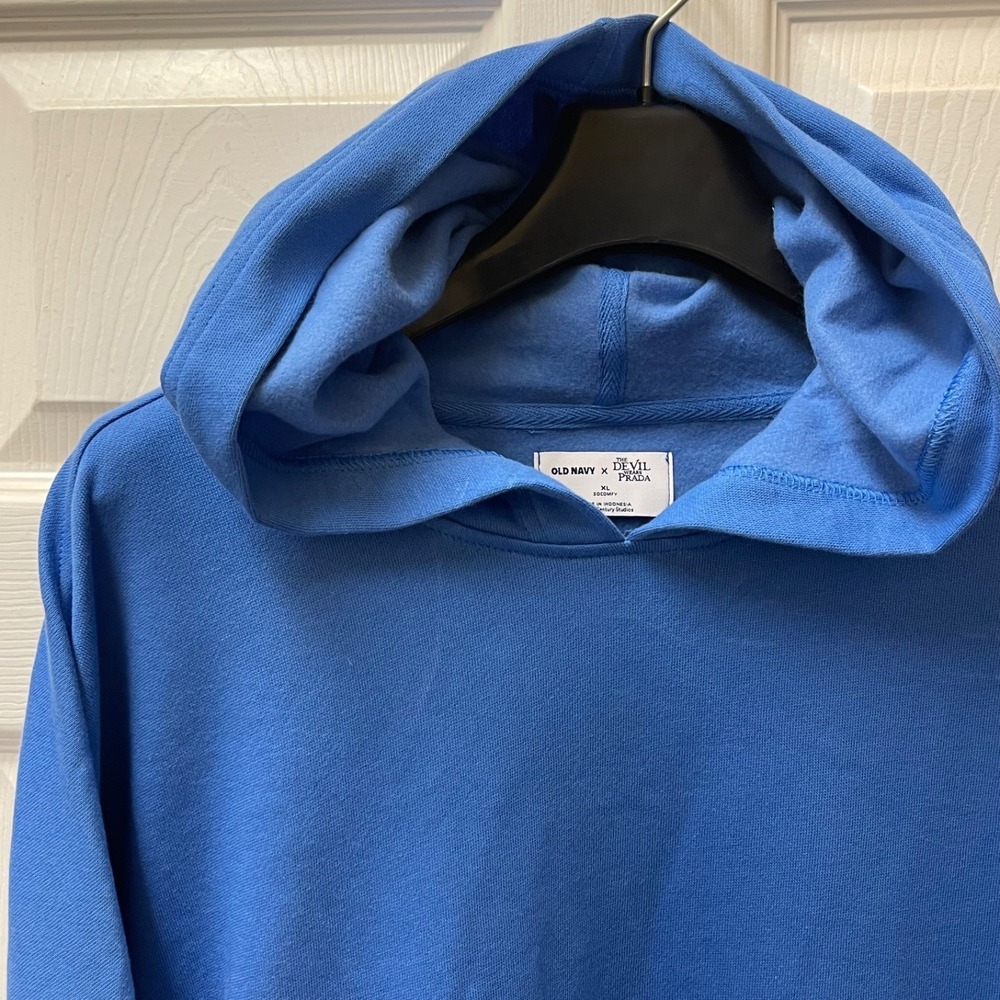 Old Navy x Devil Wears Prada Women's XL SoComfy Oversized Pullover Hoodie NWT